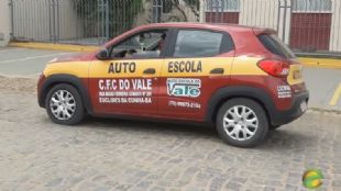 Auto Escola do Vale oferece excelentes preos.